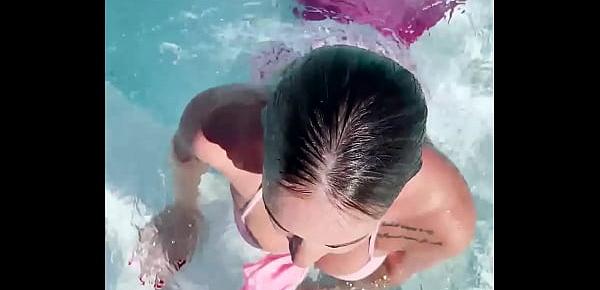  Big tits blonde Tiffany Leiddi gives a sensual BJ in the pool